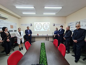 Հայաստանում Ռուսաստանի դեսպանատան աշխատակիցները մասնակցել են Գ. Վ. Պլեխանովի անվան Տնտեսագիտական համալսարանի երևանյան մասնաճյուղում հեռանկարային հետազոտությունների լաբորատորիայի բացմանը
