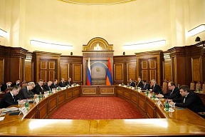 Ռուսաստանի և Հայաստանի Կառավարության ներկայացուցիչները Երևանում քննարկել են երկկողմ համագործակցության խորացման հեռանկարները տնտեսության, էներգետիկայի, տրանսպորտի և ենթակառուցվածքների ոլորտներում