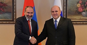 Встреча Михаила Мишустина с Премьер-министром Армении Николом Пашиняном Встреча Михаила Мишустина с Премьер-министром Армении Николом Пашиняном