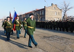 Военнослужащие российской военной базы в Армении отметили День Конституции России