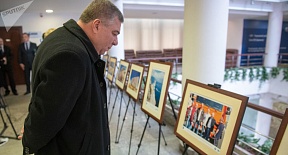 В Доме Москвы в Ереване открылась фотовыставка "Крымская весна" В Доме Москвы в Ереване открылась фотовыставка "Крымская весна"