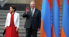 Армен Саркисян поздравил Владимира Путина с Днем России Армен Саркисян поздравил Владимира Путина с Днем России