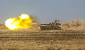 Танковые экипажи и артиллерийские расчеты соединения Южного военного округа (ЮВО) и Минобороны Армении в ходе розыгрыша боевых тактических действий в рамках стратегического командно-штабного учения (СКШУ) «Кавказ-2020» выполнили огневые задачи