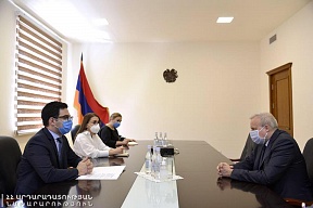 17 июля состоялась встреча Чрезвычайного и Полномочного Посла России в Армении С.П.Копыркина с Министром юстиции РА Р.Бадасяном