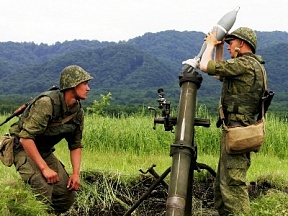 В Армении минометчики ЮВО уничтожили военную технику условного противника «кочующими» минометами В Армении минометчики ЮВО уничтожили военную технику условного противника «кочующими» минометами