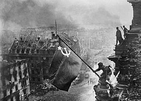 Серия фотографий военных лет, подготовленная ТАСС Серия фотографий военных лет, подготовленная ТАСС