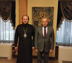 О встрече Посла России в Армении С.П.Копыркина с временно управляющим Ереванско-Армянской епархией Русской Православной Церкви архиепископом Подольским и Люберецким Аксием