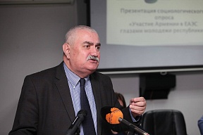 Статья директора Центра российских исследований Ереванского государственного университета, координатора Евразийского экспертного клуба А.В.Сафаряна, приуроченная к 80-летию Победы в Великой Отечественной войне